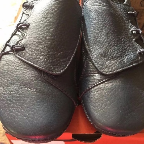 Propet Tawny 9.5 B (M) Navy Leather Walking Shoes - Picture 5 of 7